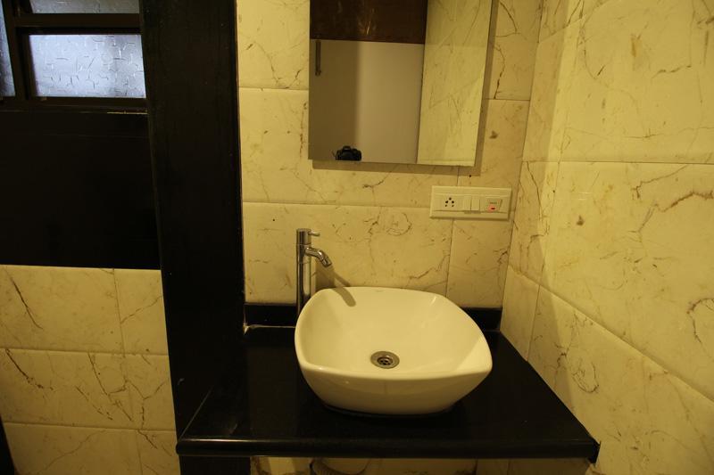 Hotel Sham Suman, Kolhapur- Opposite To Mahalaxmi Temple מראה חיצוני תמונה
