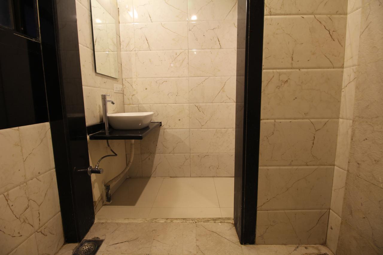 Hotel Sham Suman, Kolhapur- Opposite To Mahalaxmi Temple מראה חיצוני תמונה